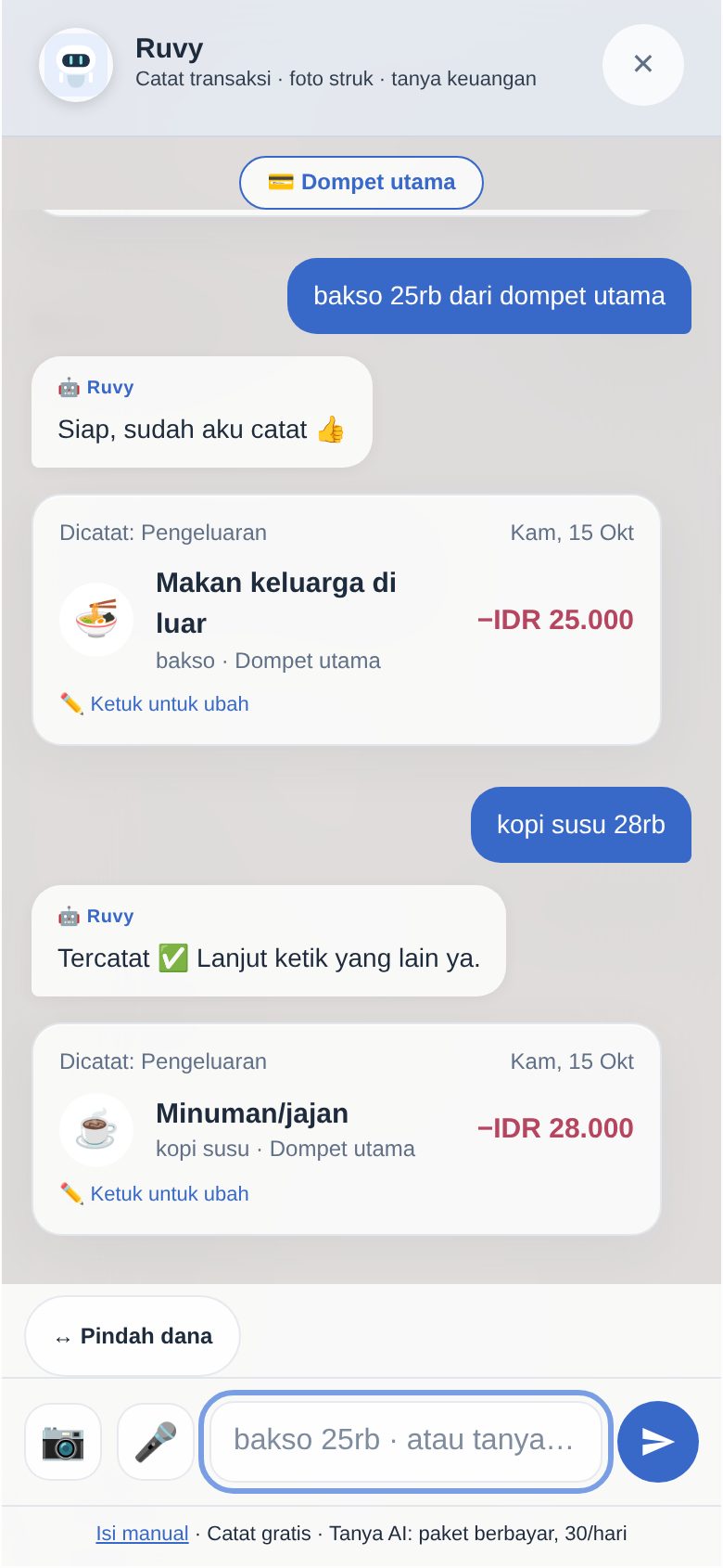 Tampilan chat Ruvy: pesan 'bakso 25rb dari dompet utama' tercatat sebagai kartu pengeluaran Rp 25.000